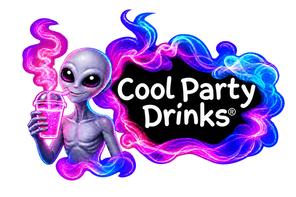 CoolPartyDrinks: nuestro alien tomando una bebida humeante